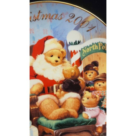 Vintage Avon Porcelain Collector's Plate "A Visit From Santa" - Picture 5 of 10